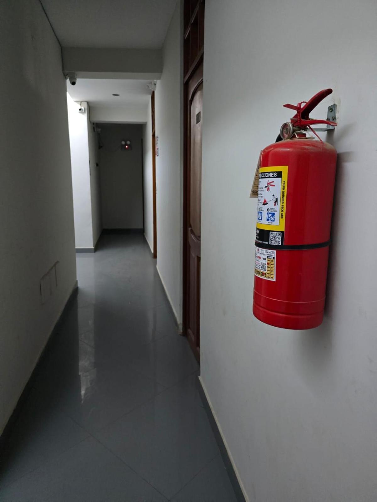 Hospedaje Mas Tarapoto Buitenkant foto