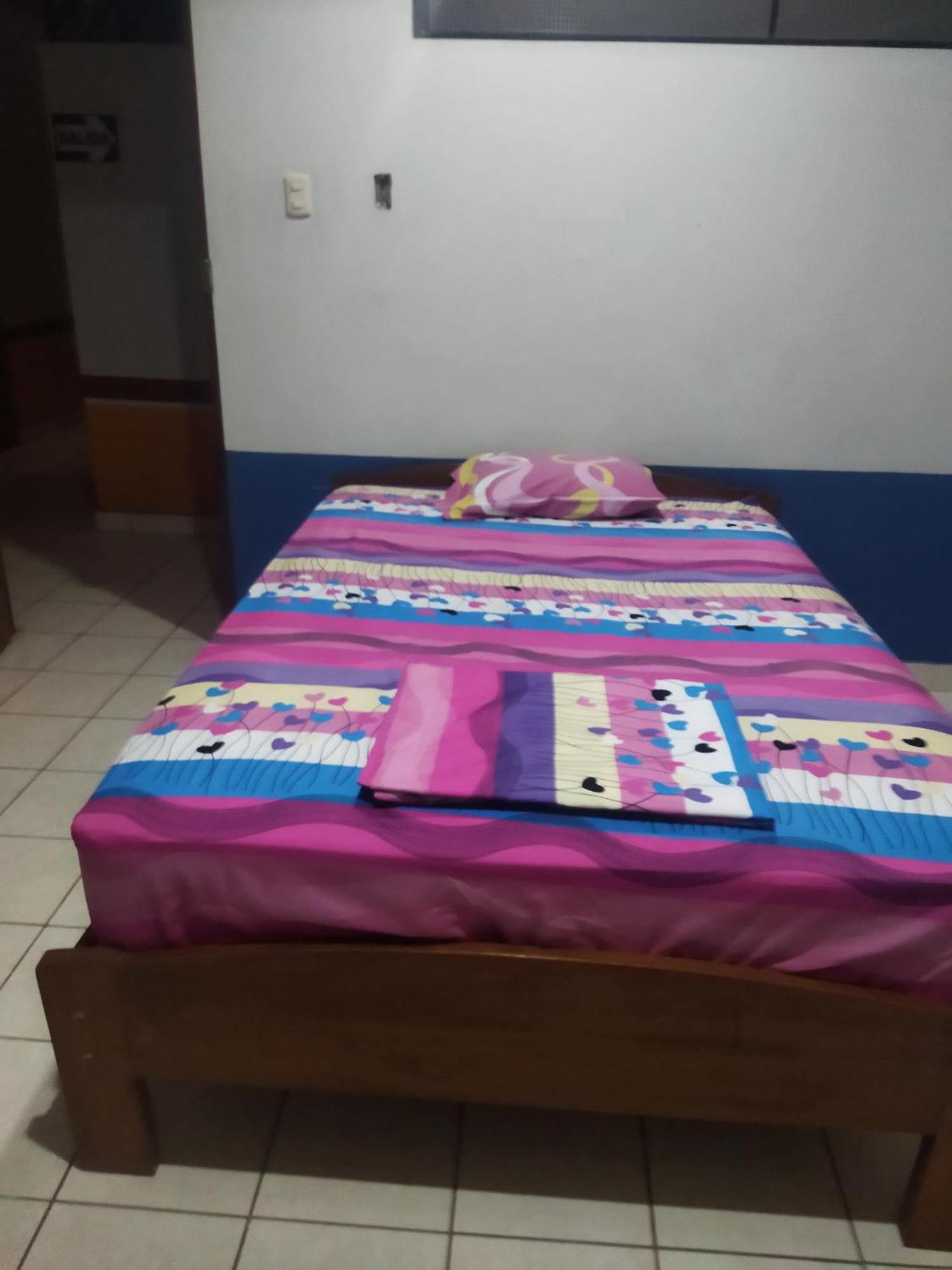 Hospedaje Mas Tarapoto Buitenkant foto