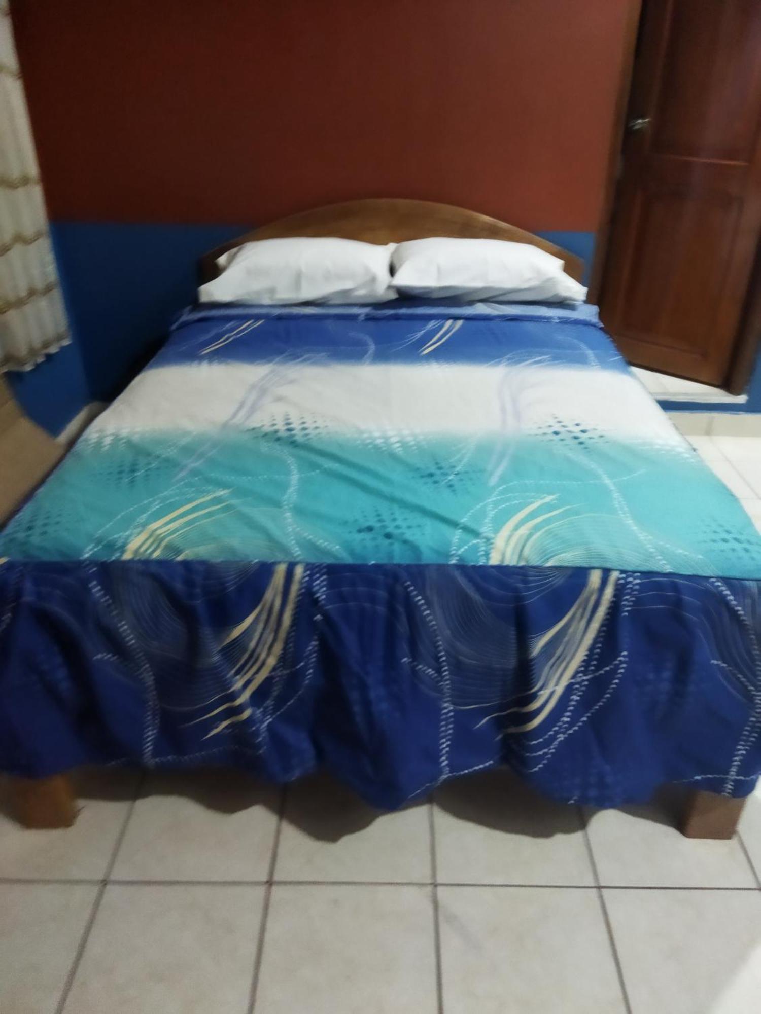 Hospedaje Mas Tarapoto Buitenkant foto